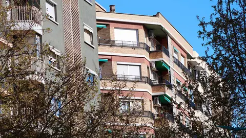 Un bloque de viviendas en Zaragoza | Foto: Pilar &Aacute;lvarez