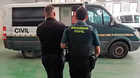 El detenido por un presunto robo con violencia en Sari&ntilde;ena (Huesca) es un var&oacute;n de 36 a&ntilde;os y vecino de la comarca de Los Monegros.