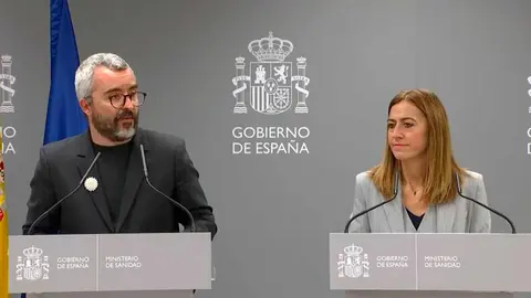 El secretario de Estado de Sanidad y la secretaria general de Protecci&oacute;n Civil | Foto de Ministerio de Sanidad