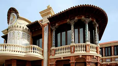 casa-solans-zaragoza-vecinos-protestas-barrio-jesus
