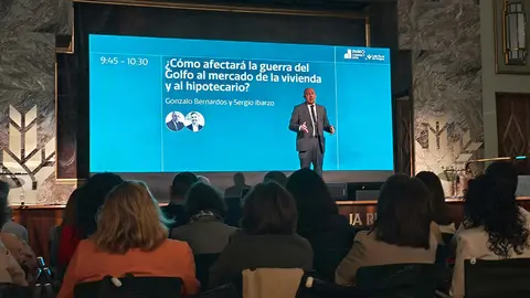 El economista Gonzalo Bernardos ha compartido el potencial de Arag&oacute;n para los promotores inmobiliarios | Foto: Arag&oacute;n Press