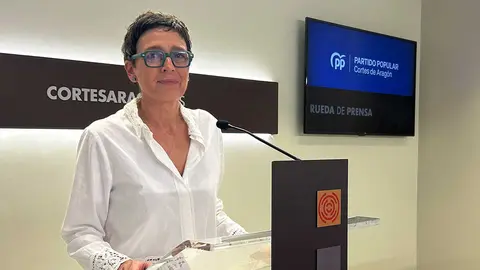 La portavoz en las Cortes, Ana Mar&iacute;n, ha se&ntilde;alado que "la situaci&oacute;n del PSOE es insostenible" despu&eacute;s de la imputaci&oacute;n de Zapatero | Foto: PP