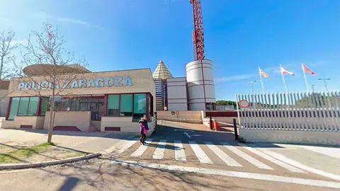 Un conductor acudi&oacute; al cuartel de la Polic&iacute;a Local de Zaragoza en La Paz para hacer una gesti&oacute;n y acab&oacute; sancionado por ir drogado.