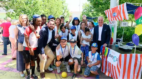 El premio a mejor stand ha sido para el colegio Los Pueyos de Villamayor de G&aacute;llego | Foto: Fundaci&oacute;n Ibercaja