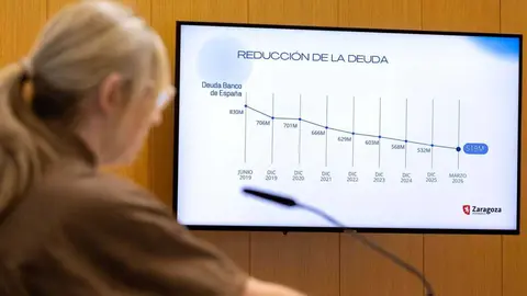 La consejera de Hacienda, Blanca Solans, anuncia el endeudamiento m&aacute;s bajo de Zaragoza en los &uacute;ltimos treinta a&ntilde;os