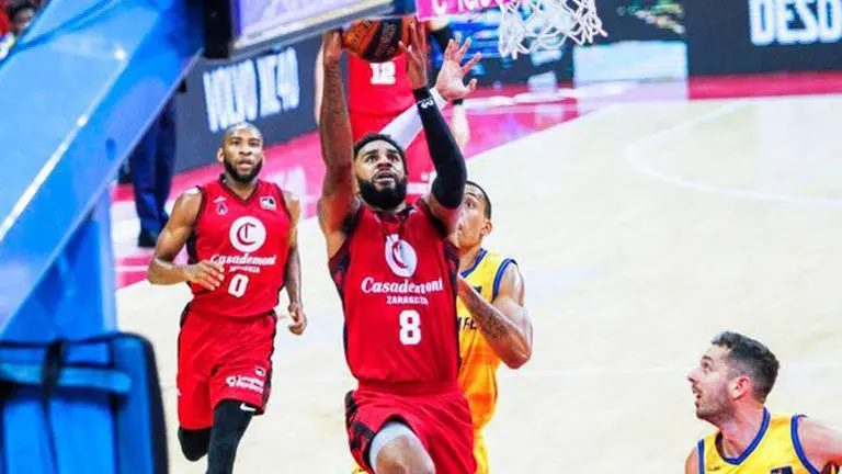 Los ma&ntilde;os cuajaron una gran remontada. Foto: Basket Zaragoza (Esther Casas)