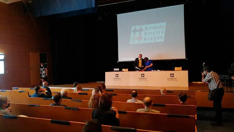 Una de las posibilidades que est&aacute;n explorando es la de asistir a uno de los consorcios de los Euro cl&uacute;steres 