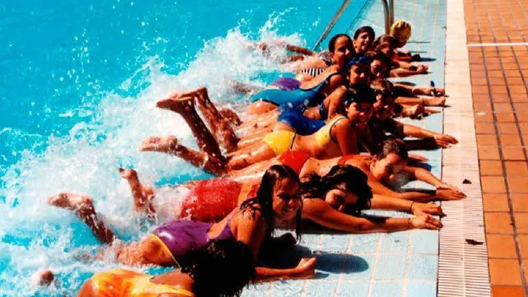 Las piscinas de Zaragoza abren este s&aacute;bado