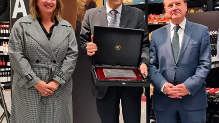 Este espacio se suma al c&oacute;rner permanente ya instalado en 2021 en Hipercor Puerto Venecia 
