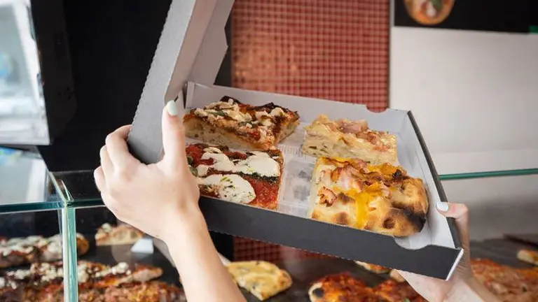 En Zaragoza ya son muchos los restaurantes que han apostado por el &lsquo;take away&rsquo;, algunos incluso en exclusiva | Foto: Laura Trives