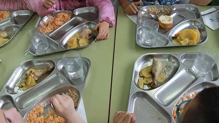 Entre los criterios nutricionales  en los comedores escolares destaca el fomento de t&eacute;cnicas culinarias &ldquo;saludables&rdquo;