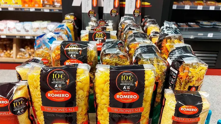 Los productos en promoci&oacute;n ir&aacute;n identificados con una etiqueta adhesiva con un c&oacute;digo &uacute;nico que permitir&aacute; canjear los premios