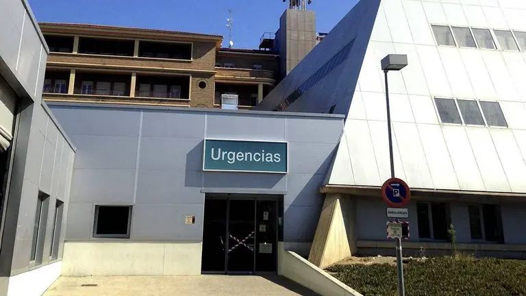 Fachada de urgencias del Royo Villanova