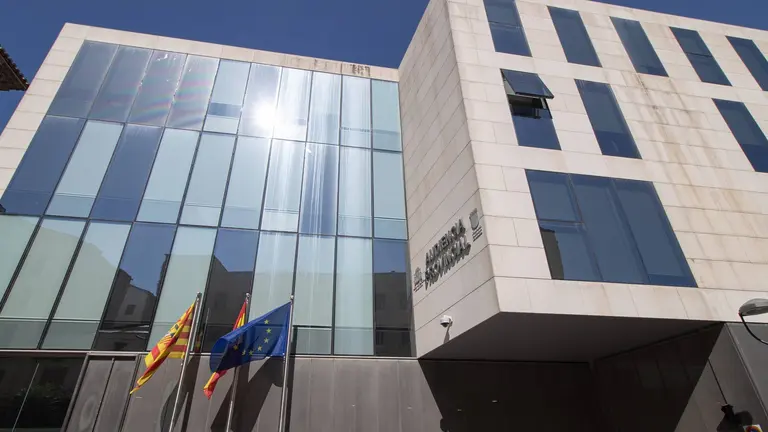 El tribunal ha considerado oportuno imponerle un total de cinco a&ntilde;os, tres meses y un d&iacute;a de prisi&oacute;n por un delito de agresi&oacute;n sexual