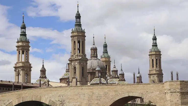 Bas&iacute;lica del Pilar