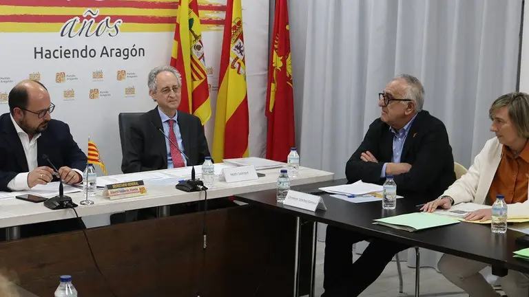Imagen de la reuni&oacute;n con miembros del PAR