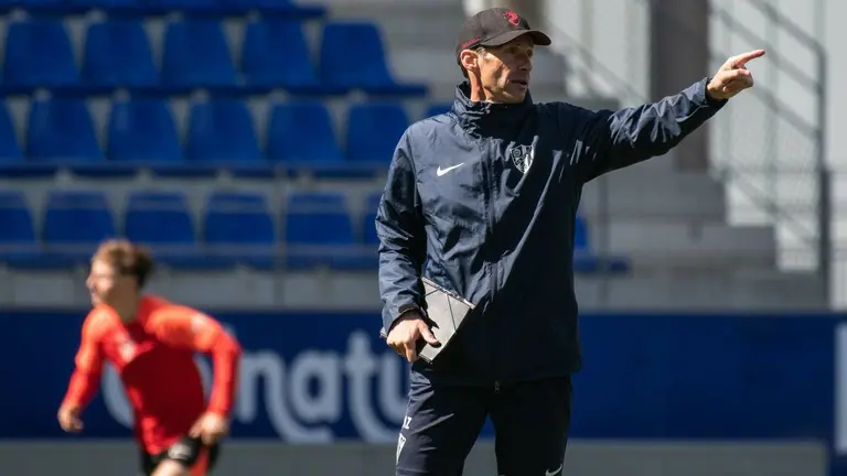Ziganda durante el entrenamiento del Huesca