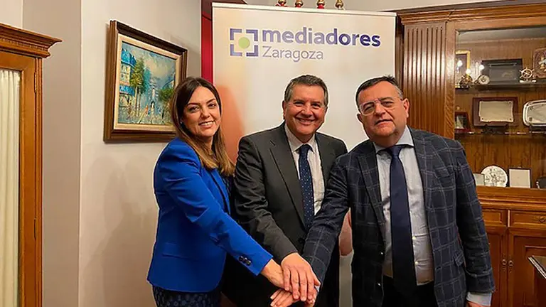 En la r&uacute;brica han participado el director comercial de Zona Noreste de Pelayo, Luis Ros; la gerente de Arag&oacute;n, Ana Mar&iacute;a Lasierra, y el presidente del Colegio de Mediadores de Zaragoza, Miguel de las Morenas