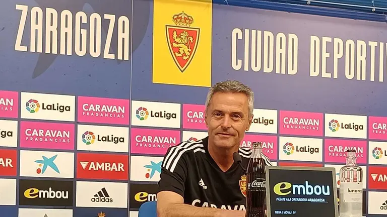 Fran Escrib&aacute; en la sala de prensa de la Ciudad Deportiva
