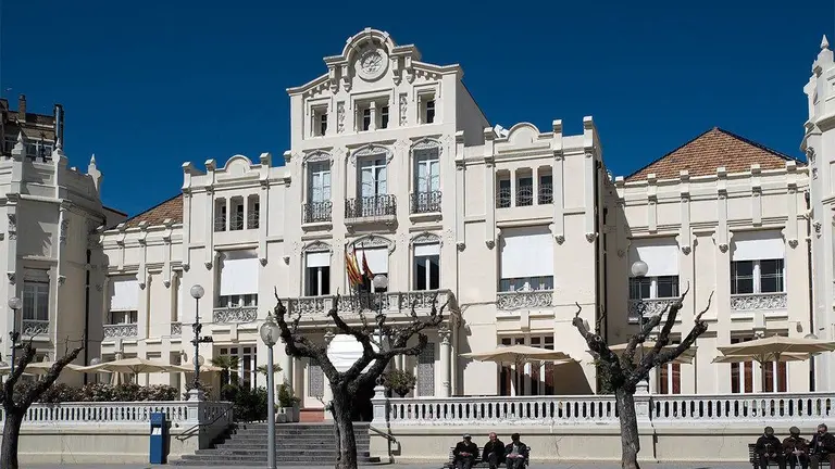 Se destinar&aacute;n dos millones al acondicionamiento exterior del edificio del C&iacute;rculo Oscense, en el Casino