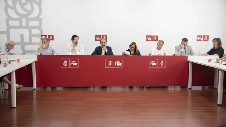 Ejecutiva Regional del PSOE en Arag&oacute;n liderada por Javier Lamb&aacute;n y Dar&iacute;o Villagrasa
