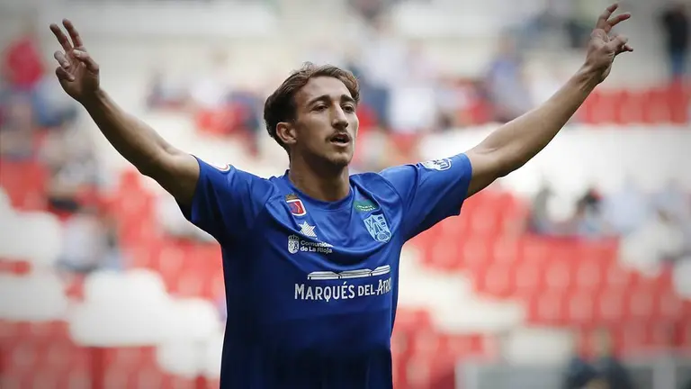 Marcos Baselga ha anotado hasta 12 goles en los 35 partidos disputados esta temporada. Fotograf&iacute;a: Calahorra.