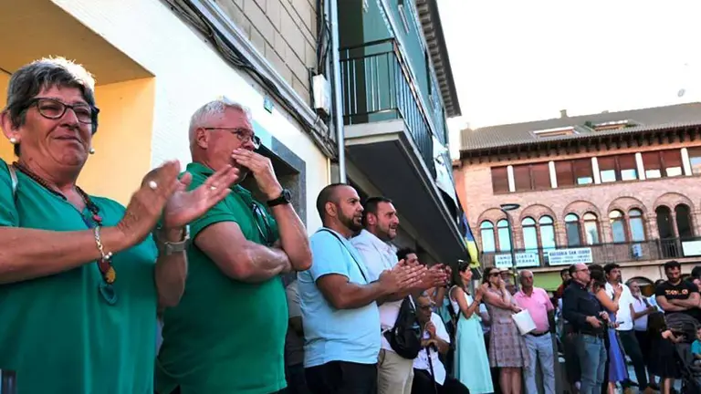 El goteo de vecinos de la localidad tambi&eacute;n ha sido constante