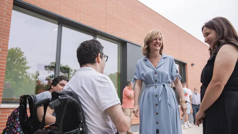 Pilar Alegr&iacute;a ha visitado las nuevas instalaciones de Fundaci&oacute;n Aspace Zaragoza