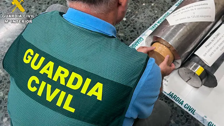 Almacenaban la droga en una nave industrial en La Muela 