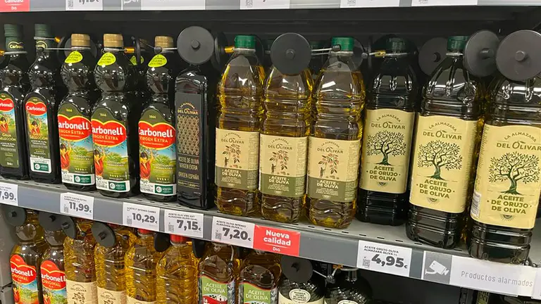 El precio medio por litro de aceite ha pasado de 8,16 a 9,42 euros 