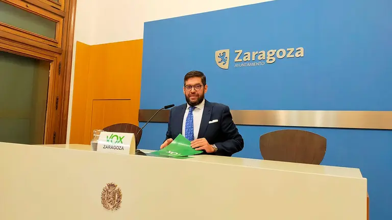 El concejal de Vox Armando Mart&iacute;nez ha anunciado que presentar&aacute; una moci&oacute;n para reclamar m&aacute;s presencia policial en El Gancho