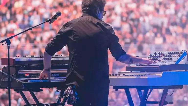 Desde las 16.00 horas se abrir&aacute;n las puertas del recinto, aunque no ser&aacute; hasta las 17.00 horas cuando den comienzo los primeros conciertos.