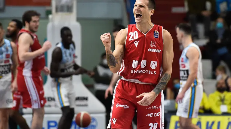 A pesar de sus 37 a&ntilde;os, el jugador llega en plena forma tras disputar 32 minutos de media en los 29 partidos oficiales que jug&oacute; en una temporada de 30 encuentros. Fotograf&iacute;a: Reggio Emilia.