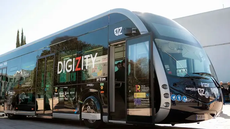Autob&uacute;s l&iacute;nea 40