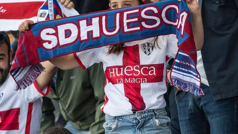 la S.D. Huesca ha anunciado que han agotado todas las entradas contempladas para la zona visitante para el derbi. Fotograf&iacute;a: S.D. Huesca.
