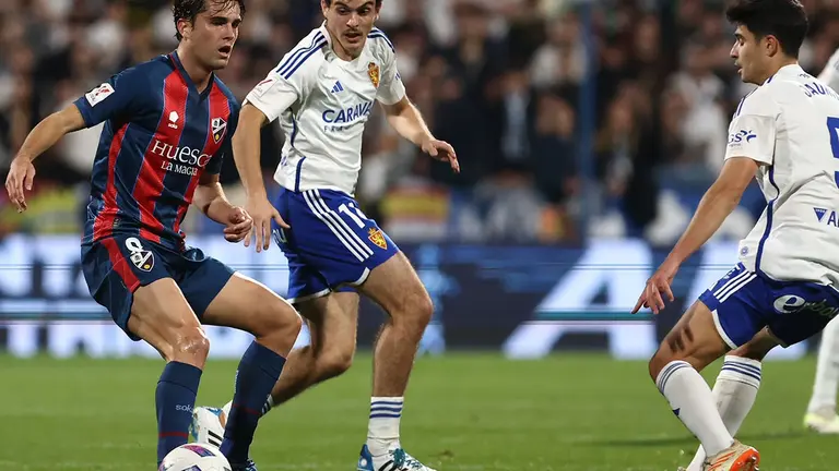 El Real Zaragoza y el Huesca afrontan otra jornada con el objetivo de sumar de tres en sus respectivos partidos
