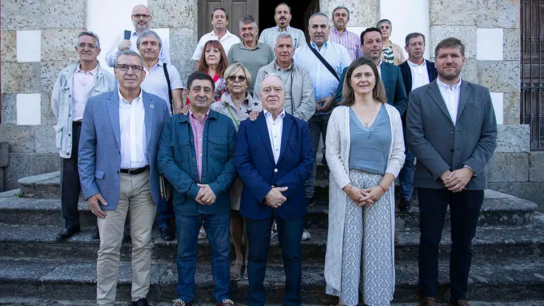 Reto: convertir sus pueblos en objetos de museo si no consiguen superar los 340.000 visitantes en 30 d&iacute;as, entre el 11 de diciembre y el 11 de enero.