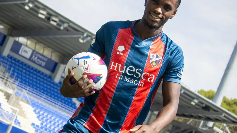 Lo normal ser&iacute;a que el jugador se perdiera el choque copero ante el Rayo Vallecano y los dos ligueros ante el Sporting y Eibar. Fotograf&iacute;a: S.D. Huesca.