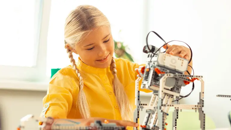 d&iacute;a-mundial-ni&ntilde;a-de-ciencia