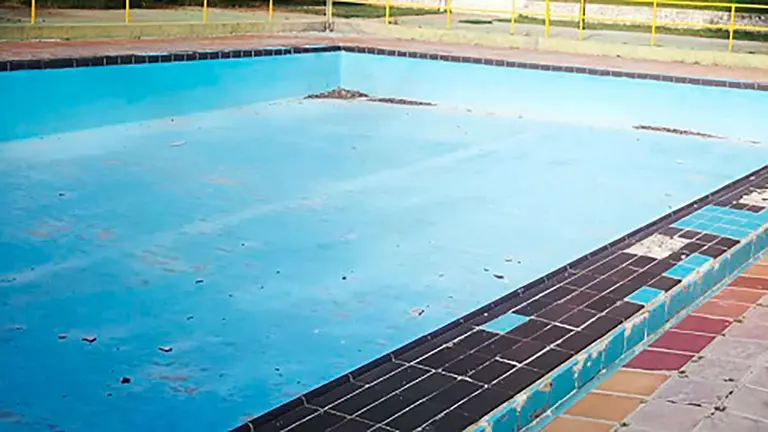 Imagen de archivo de la piscina de Los Planos