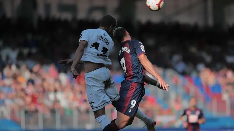 Un &Eacute;ibar - Huesca fue el primer partido de la historia del club oscense en Primera. Foto: La Liga.