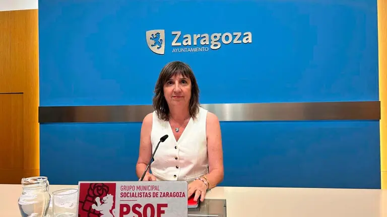 Lola Ranera es portavoz del Grupo Municipal Socialista en el Ayuntamiento de Zaragoza