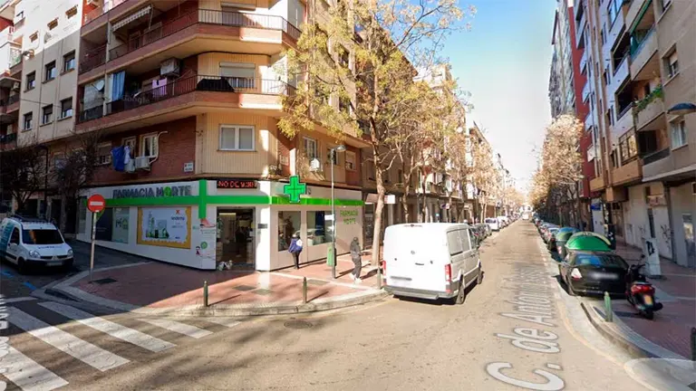 Dos menores de edad heridos por arma blanca en Zaragoza.