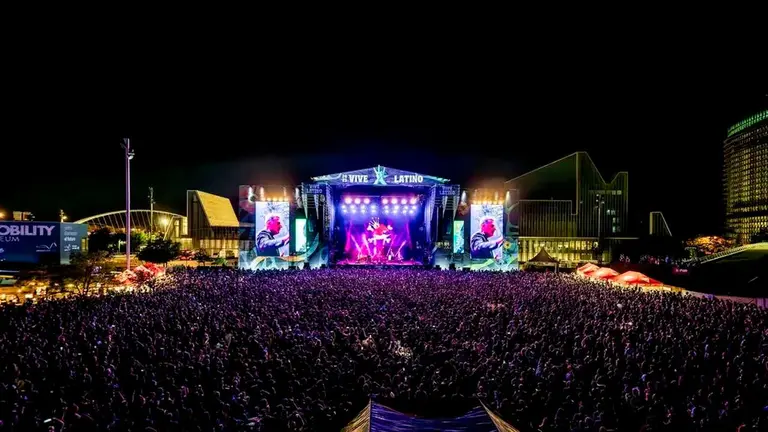 Vive-Latino-horarios