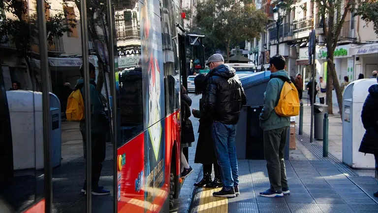 huelga-bus-fiestas-pilar-zaragoza-avanza-comit&eacute;-empresa
