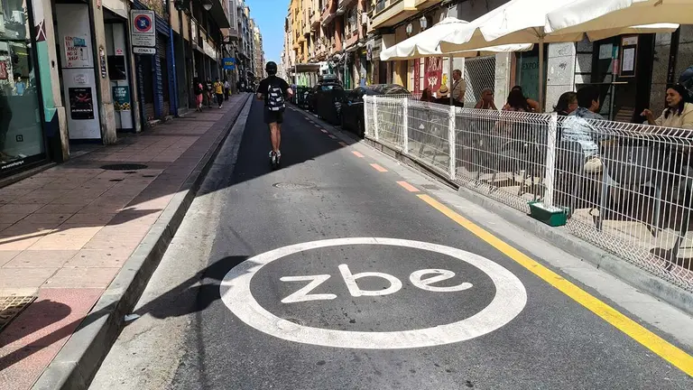 zona-bajas-emisiones-zaragoza-distintivo-ambiental-multas-1