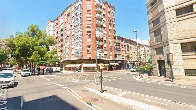 Agentes de la Polic&iacute;a Local identificaron a la mujer en patinete entre la calle Rioja y V&iacute;a Univ&eacute;rsitas de Zaragoza.