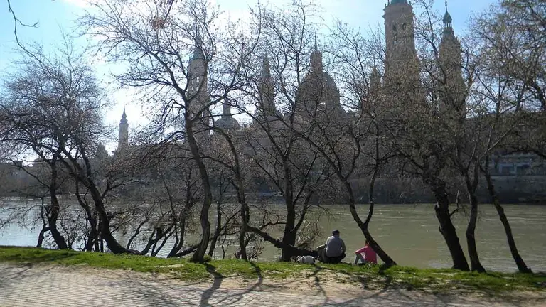 La b&uacute;squeda del hombre de 53 a&ntilde;os desaparecido se ha trasladado a la Ribera del Ebro en Zaragoza. Foto de Archivo.