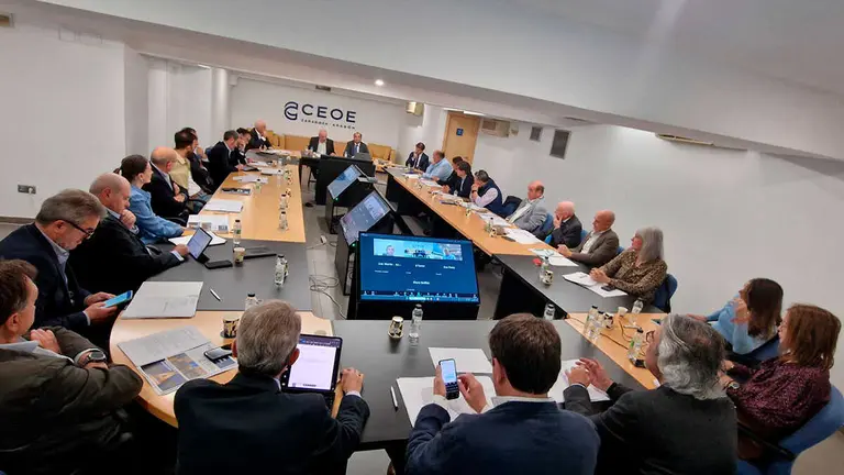 Reuni&oacute;n del comit&eacute; ejecutivo de CEOE. Foto: CEOE Arag&oacute;n