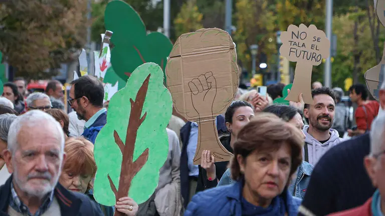 manifestaci&oacute;n-cambio-clim&aacute;tico-15